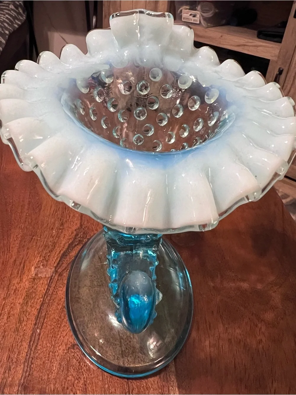 Vintage Fenton Blue Opalescent Hobnail Cornucopia Vase 6”